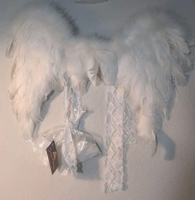 24'' White Feather Lace Strap Angel Wings Brand New W/Tag ST1
