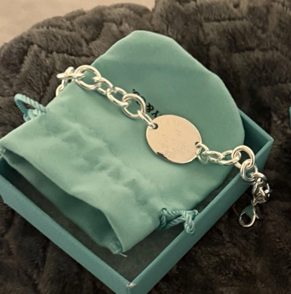 Tiffany & Co Sterling Silver Return to Tiffany Oval Tag Bracelet 7.75" - Image 4 of 4