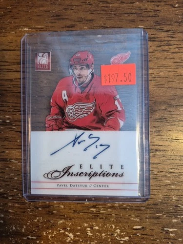 2012-13 Panini Rookie Anthology Elite Inscriptions Pavel Datsyuk Auto #EI-PD