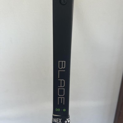 ウィルソンブレード98 v6 g2 ➕g3 2本セット ウィルソン ラケット ]ブレード98 16×19 V9 BLADE 98 16×19 V9