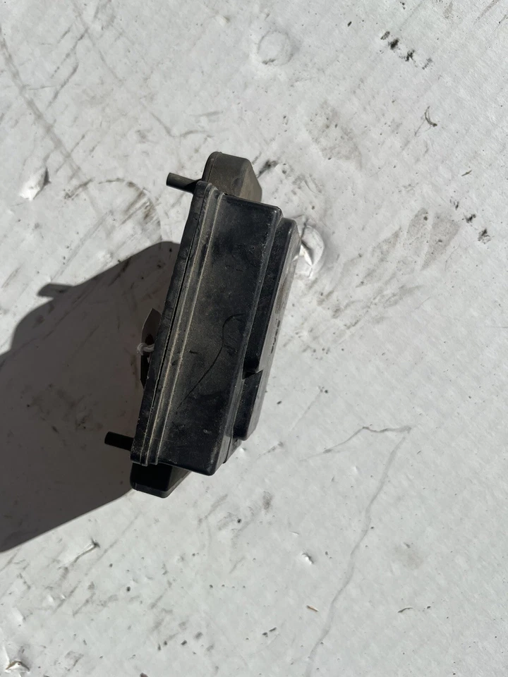 96 97 98 99 00 01 02 03 KAWASAKI NINJA ZX7 ZX7R ZX-7R Caja de fusibles de conexión  Foto 4 de 4