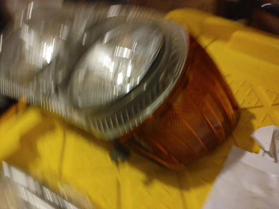 1973-89 MERCEDES BENZ R107 450SL 380SL 560SL LH FARO LADO DEL CONDUCTOR OEM. Foto 4 de 4
