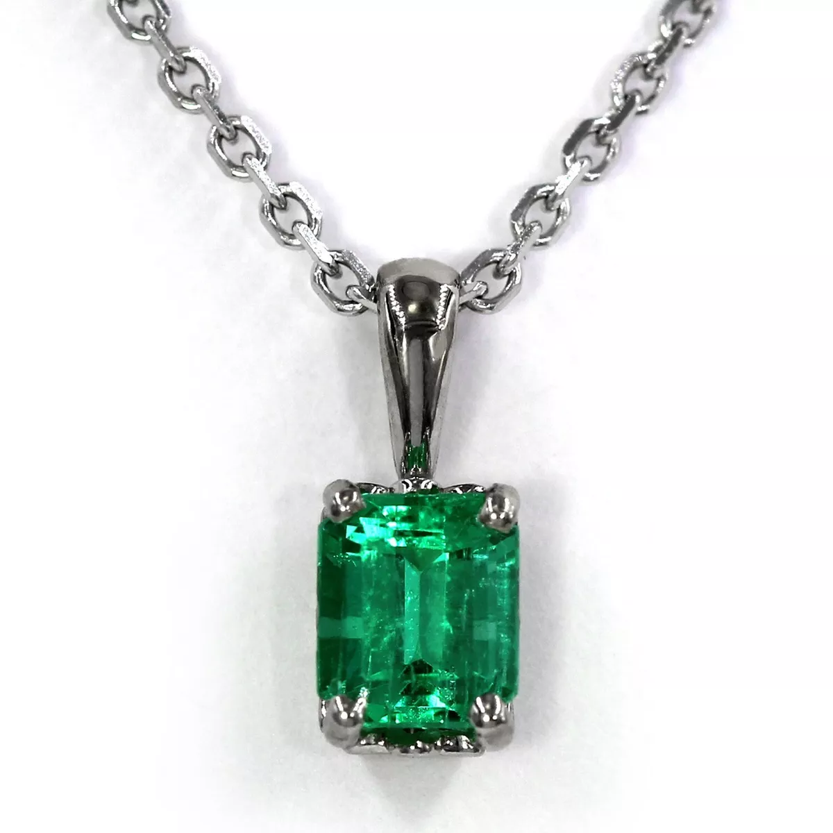 Emerald necklace hotsell vintage