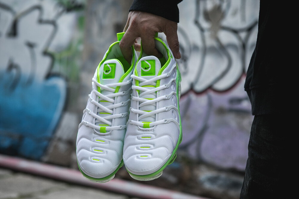 New Nike Air Vapormax Plus TN Men's White and green