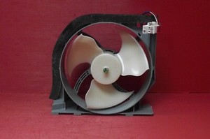 Samsung Amerikanische Kühl-Gefrierkombination RS7667FHCBC LÜFTER HINTEN