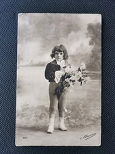 Old postcard illustration Manon