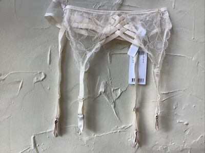 LOVELY NEW  Chantal Thomass LEAVERS LACE NUDE SUSPENDER BELT, SIZE M RP£85