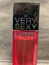 Victoria's Secret Very Sexy Hot Eau De Parfum Spray 1 fl oz 30 ml 95% Full Rare