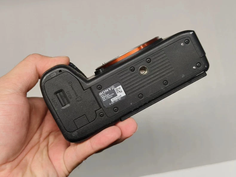 Sony Alpha a9 ILCE-9 24.2MP Mirrorless Digital Camera (Body Only) - Image 3 of 4