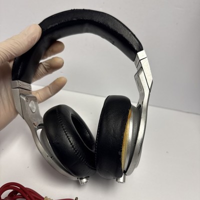 Monster Beats by Dr. Dre Pro Wired Headphones Black/Silver | Read