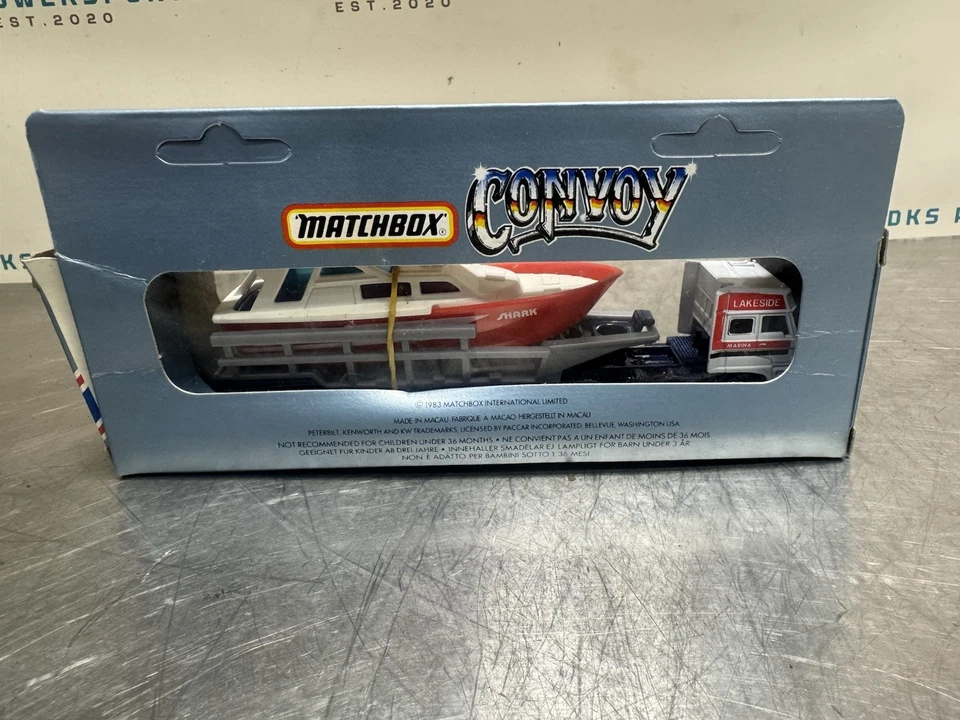 Matchbox Convoy CY-22 DAF SHARK BOAT POWERLAUNCH TRANSPORTER LAKESIDE SEMI 1983 - Image 3 of 4