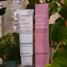 This Works Perfect Legs Sculpt & Shine Roll-On Highlighter body makeup blur 2oz