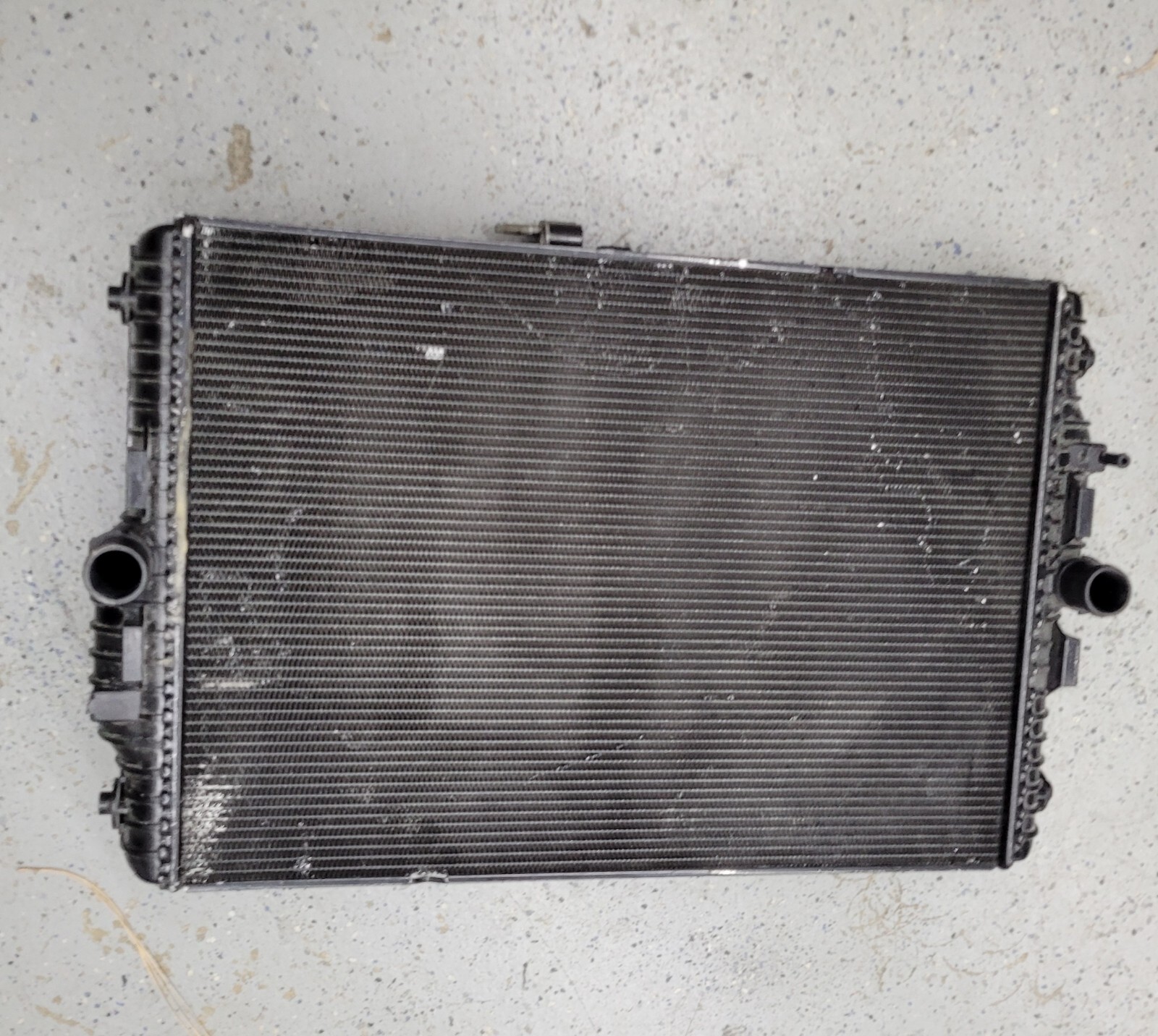 MCLAREN 650S RADIATOR OEM Used 11L0392CP A/C Ac Condenser 