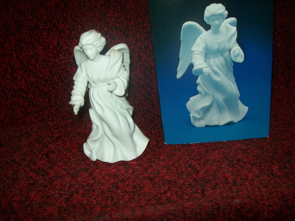 AVON Nativity Collectibles Standing Angel porcelain perfect 1987