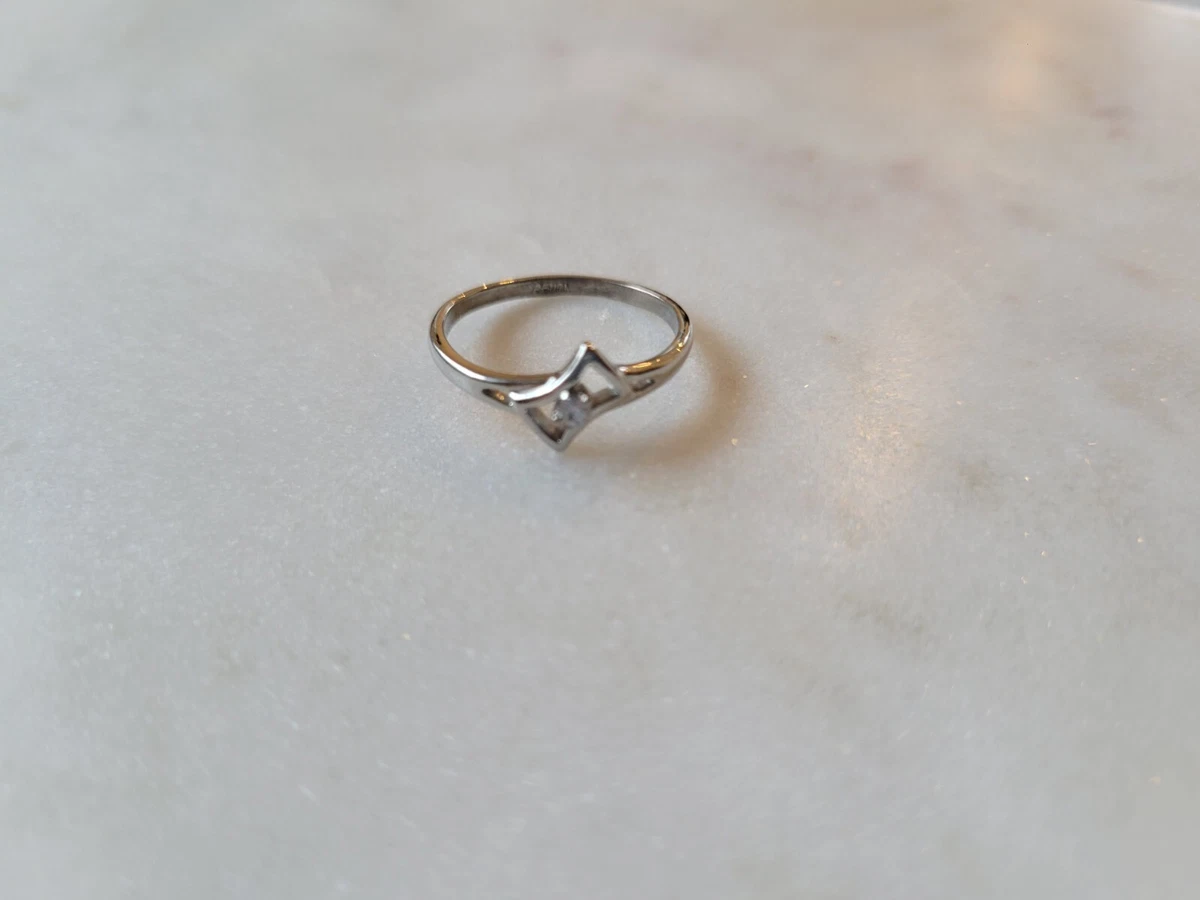 Gemini zodiac symbol women ring