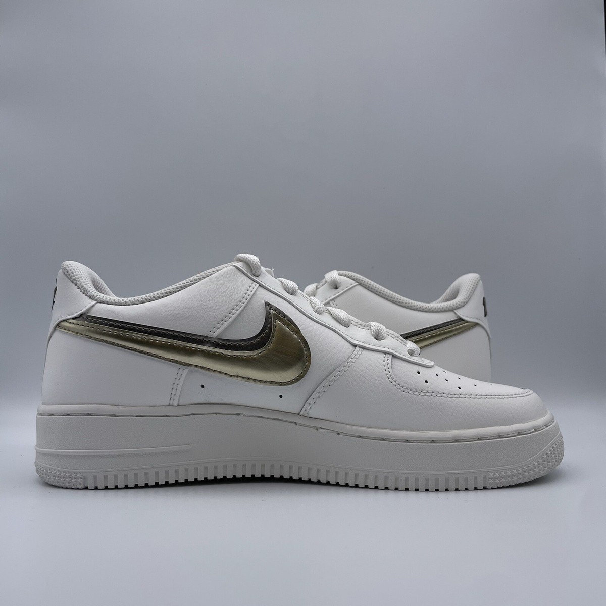 DH9595-001ナイキエアフォース1 LV8 GS Nike Air Force 1 LV8 GS White Off Noir Kids Size 7Y / Women's 8.5