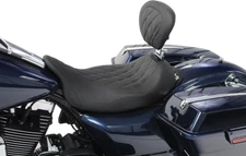Mustang Wide Tripper Solo Seat with Backrest Diamond 79725 FLH 2008-2025