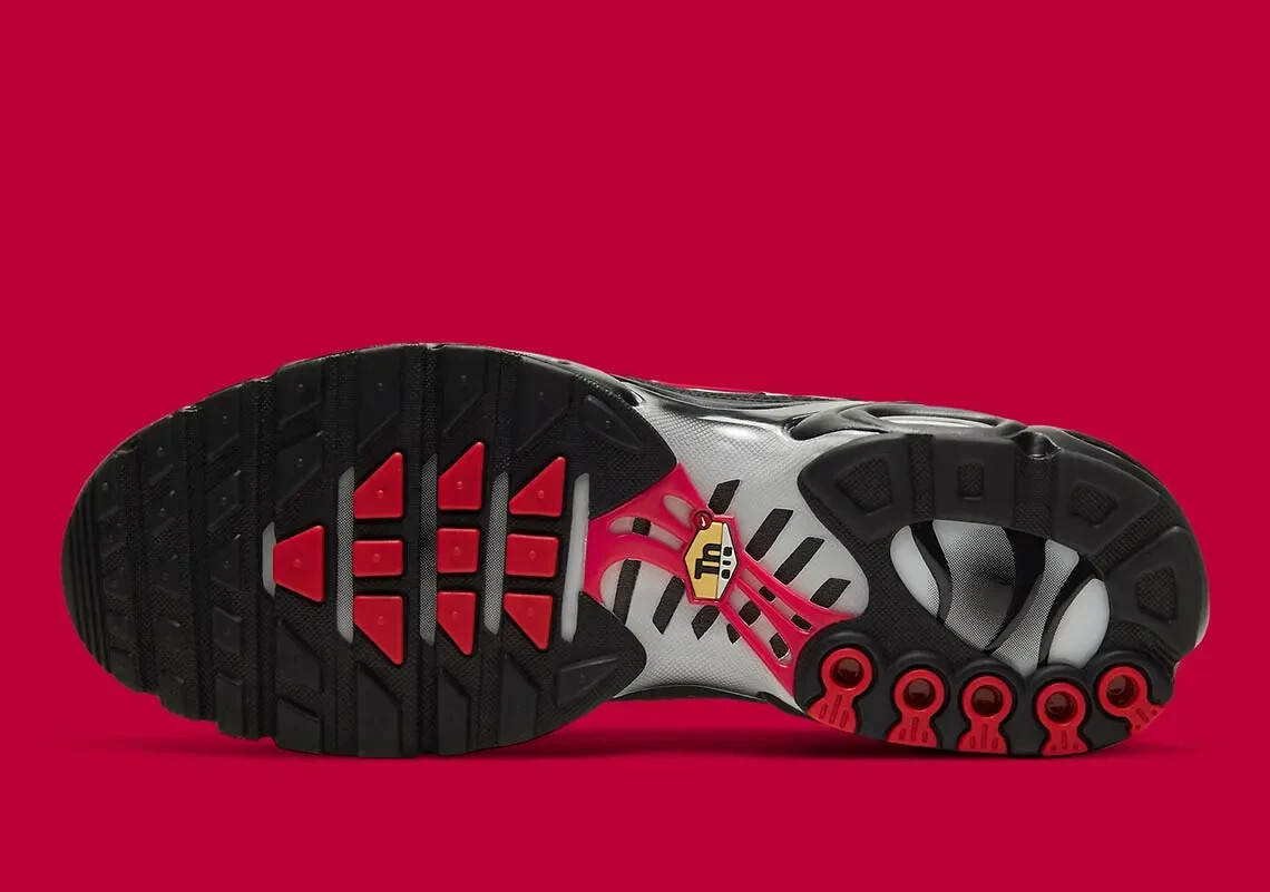 air max plus topography