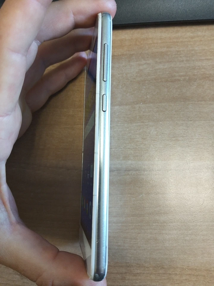 Smartphone Huawei LYO-L01 ,Y6II Ottime Condizioni 16 gb  - Immagine 3 di 4