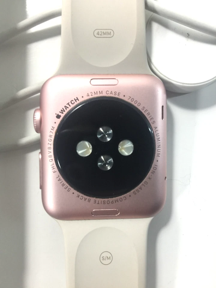 Locked Apple iWatch A1554 42mm 7000 Series Aluminium Case Smart Watch Rose Gold - Image 4 of 4