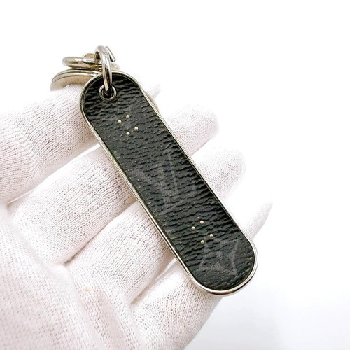 Louis Vuitton M69476 Portocle Monogram Eclipse Skateboard Key/Bag Charm Rank B+ - Picture 2 of 10