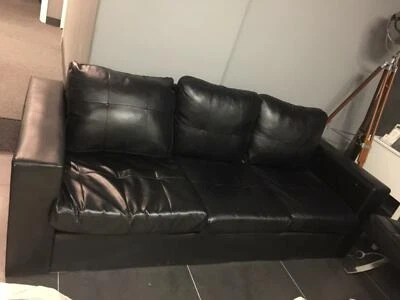 Good Condition Sofa 60 Melbourne Cbd Sofas Gumtree