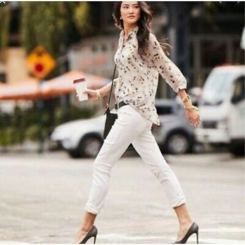 CAbi #5171 STRETCHY WHITE SLIM BOYFRIEND JEANS - 16