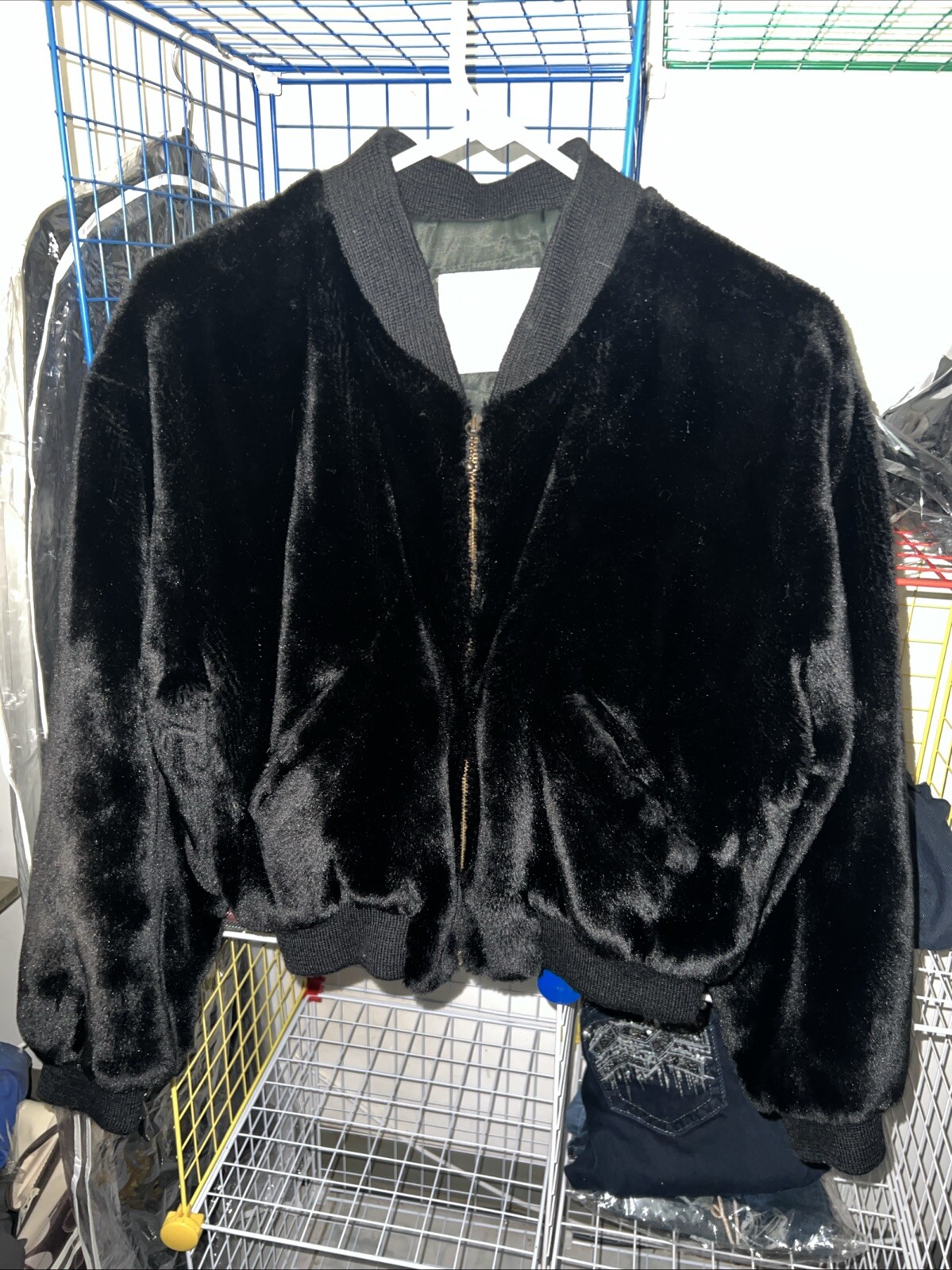 Picture 1 of 5
