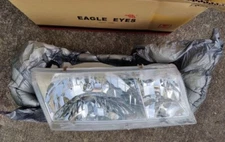 98-02 Mercury Grand Marquis Right Headlight Assembly Eagle Eyes FR253-B001R NEW