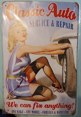 Blech Werbeschild ''Classic Auto Service & Repair und sein Pin-Up''