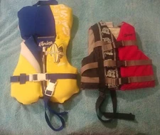 2pc Lot Life Jacket Vest Floatation Device Infant Child O'Brien Sterns Taz Devil