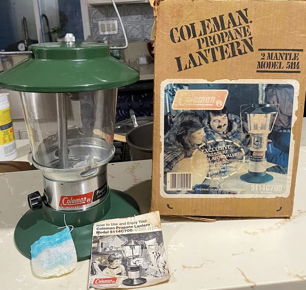 Vintage Coleman Propane Camping Lantern Model 5114C700 W/ Coleman