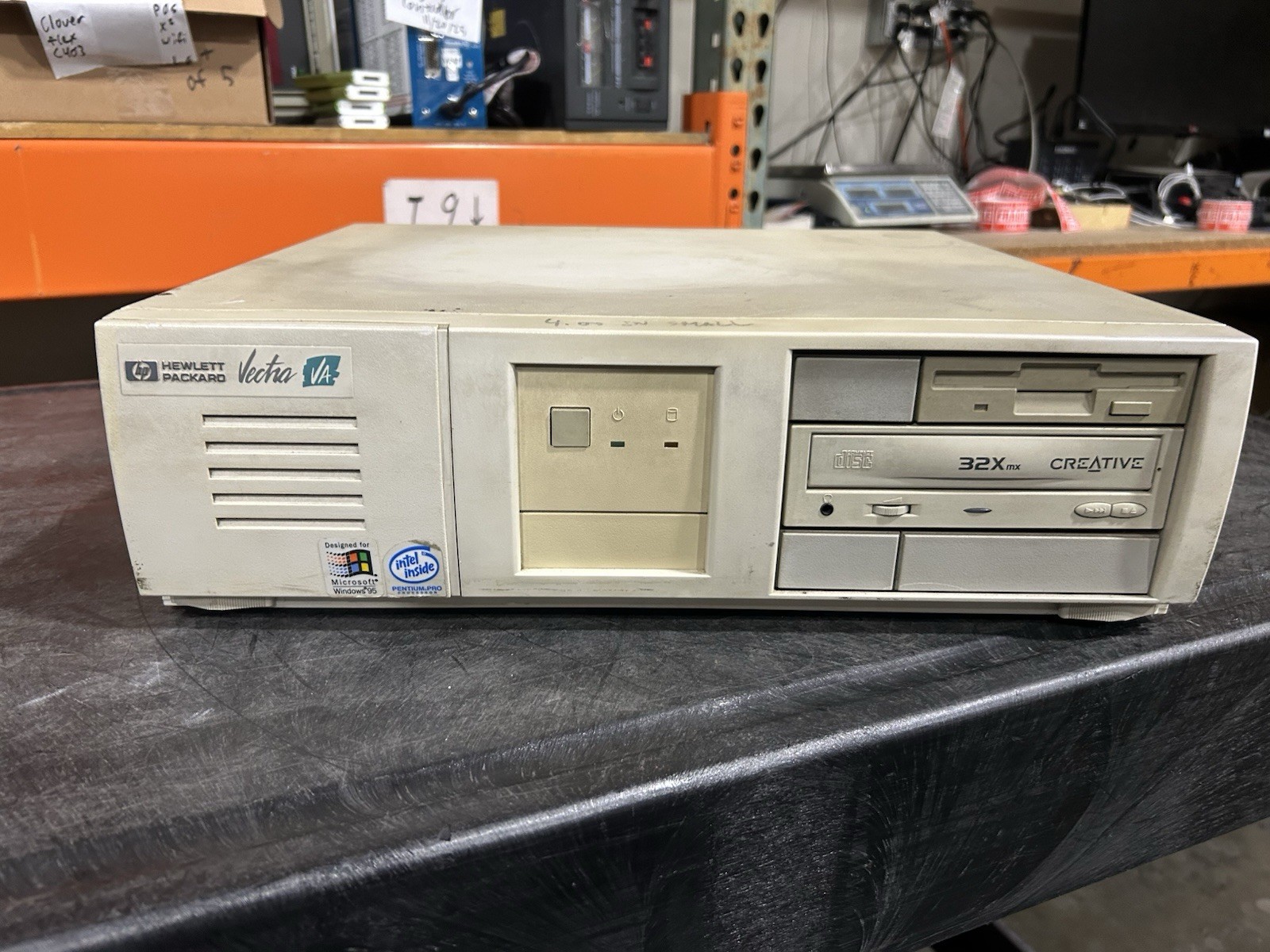 Vintage HP Vectra VA 6/200 Desktop Computer (Pentium Pro 200/64m/3gb) - Working. Available Now for $239.99