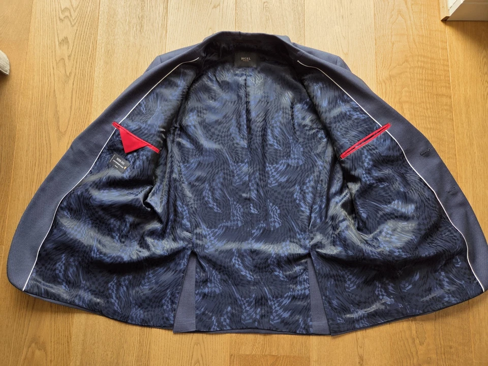 Hochzeitsanzug mit Weste und Fliege von Digel/Wilvorst, Gr.54, Slim Fit - Bild 3 von 4