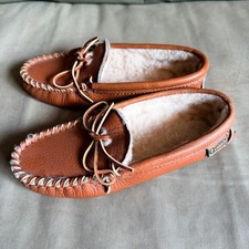 VTG Quoddy Handmade Leather Moccasins Women Sheep Lined Loafers Made In USA 6B