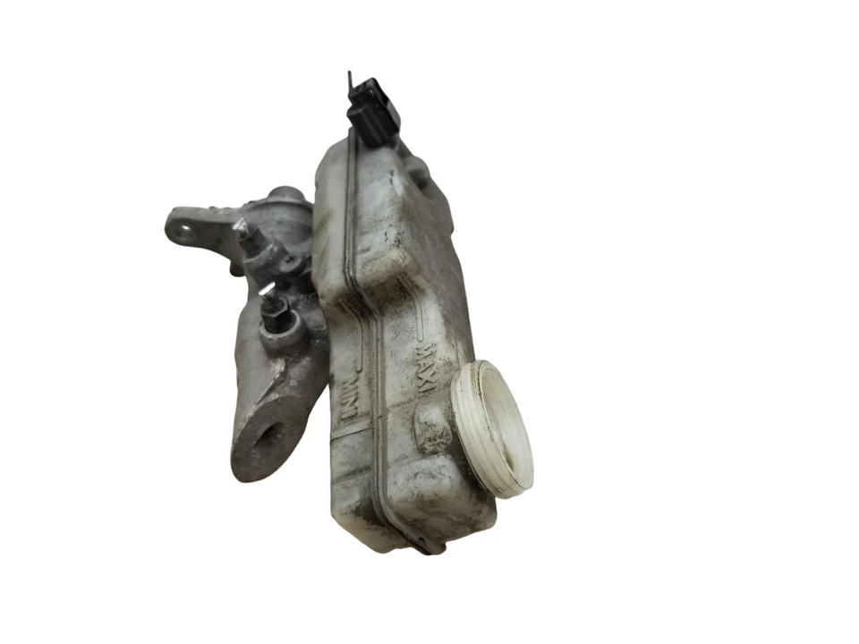 RENAULT MEGANE Brake Master Cylinder 1.5 Diesel K9K832 2010 460115826R - Image 4 of 4