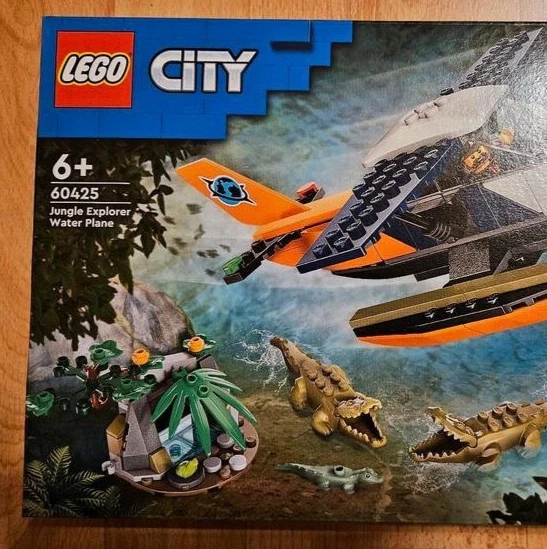 LEGO City Jungle Explorer Water Plane 60425 Toy Building Kit 177 pcs - Image 3 of 4