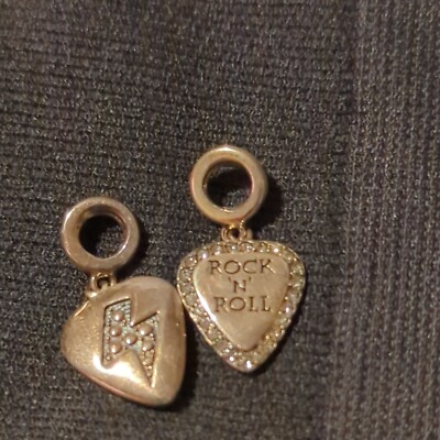 Chamilia Charm Lil' Bit Rock 'N Roll Crystal Swar 2025-1311 (1 charm) lot AP0090