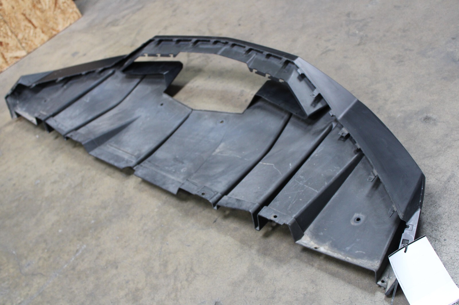 Lamborghini Aventador, Rear Valance, Scratches Used, P/N 470807539B
