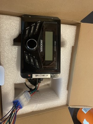 KICKER KMC45 MEDIA CENTER WITH BLUETOOTH