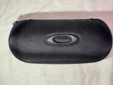 Oakley Soft Vault Sunglasses Case Black Hard Shell Zipper Eyeglass Holder Travel