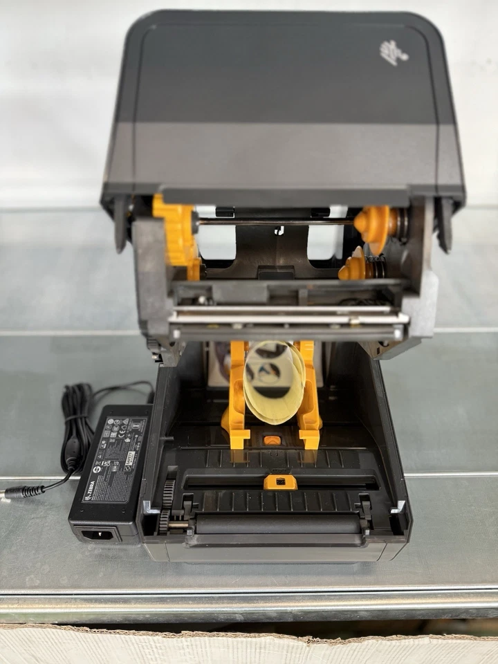 Zebra ZD420 Thermal Printer 203 DPI - Stampante Per Etichette USB, LAN - Immagine 4 di 4