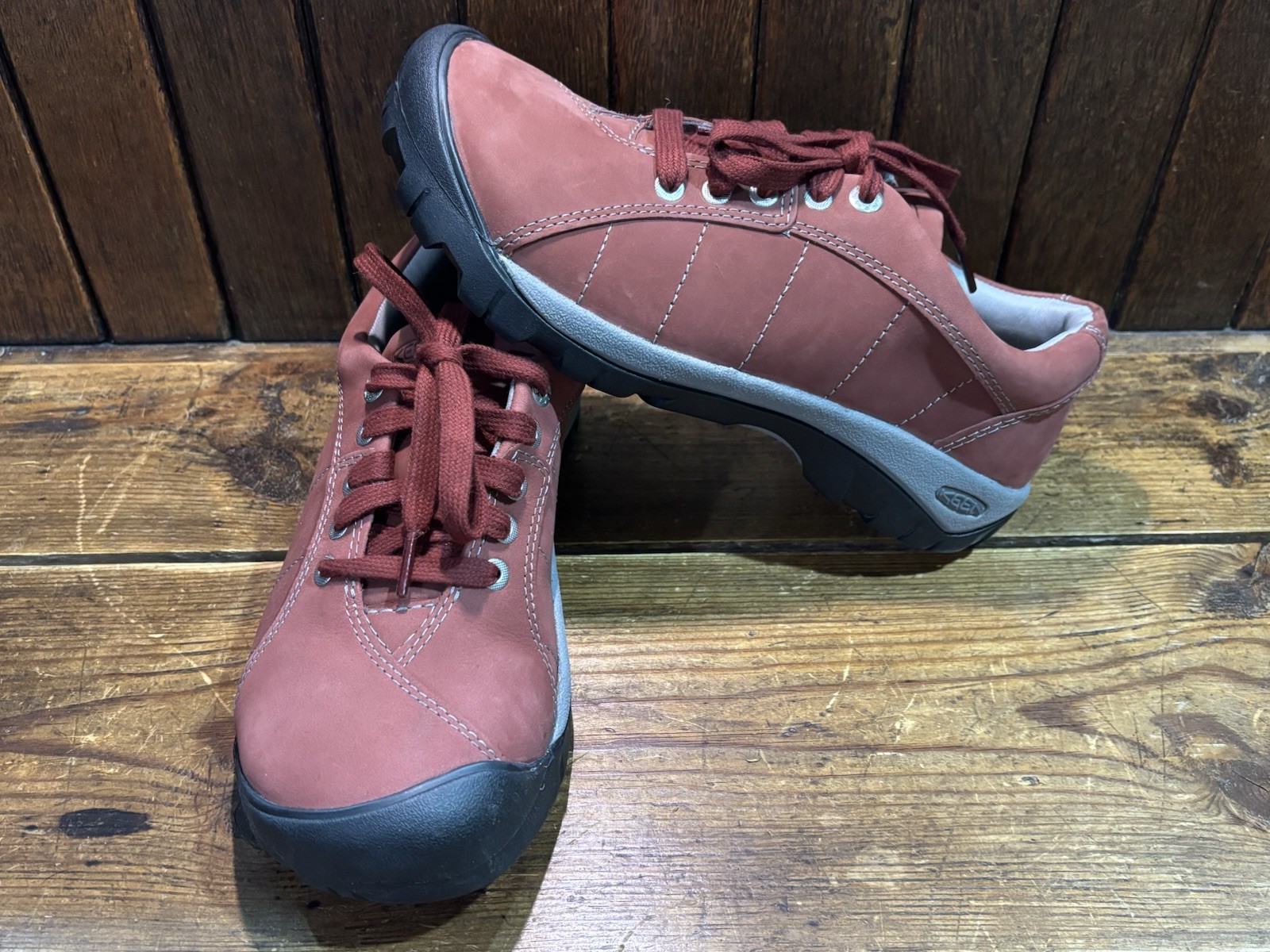 Scarpe da tutti i giorni Keen donna Presidio Fired Brick 1029013 taglia 9 EU 39 5 pulite