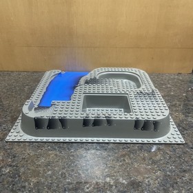 LEGO Baseplate Raised 32x32 6092pb02 Alpha Team Three Level Ogel Center Set 6776