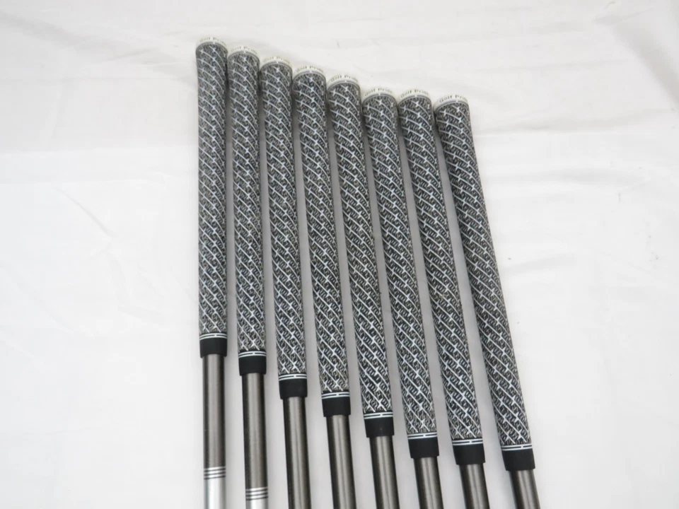 Used PXG 0311P Gen 3 Forged Iron Set 4-GW SteelFiber i95 Regular Flex Graphite - Image 3 of 4