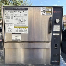 Groen SmartSteam100 SSB-3E Boilerless Steamer- Electric AS IS