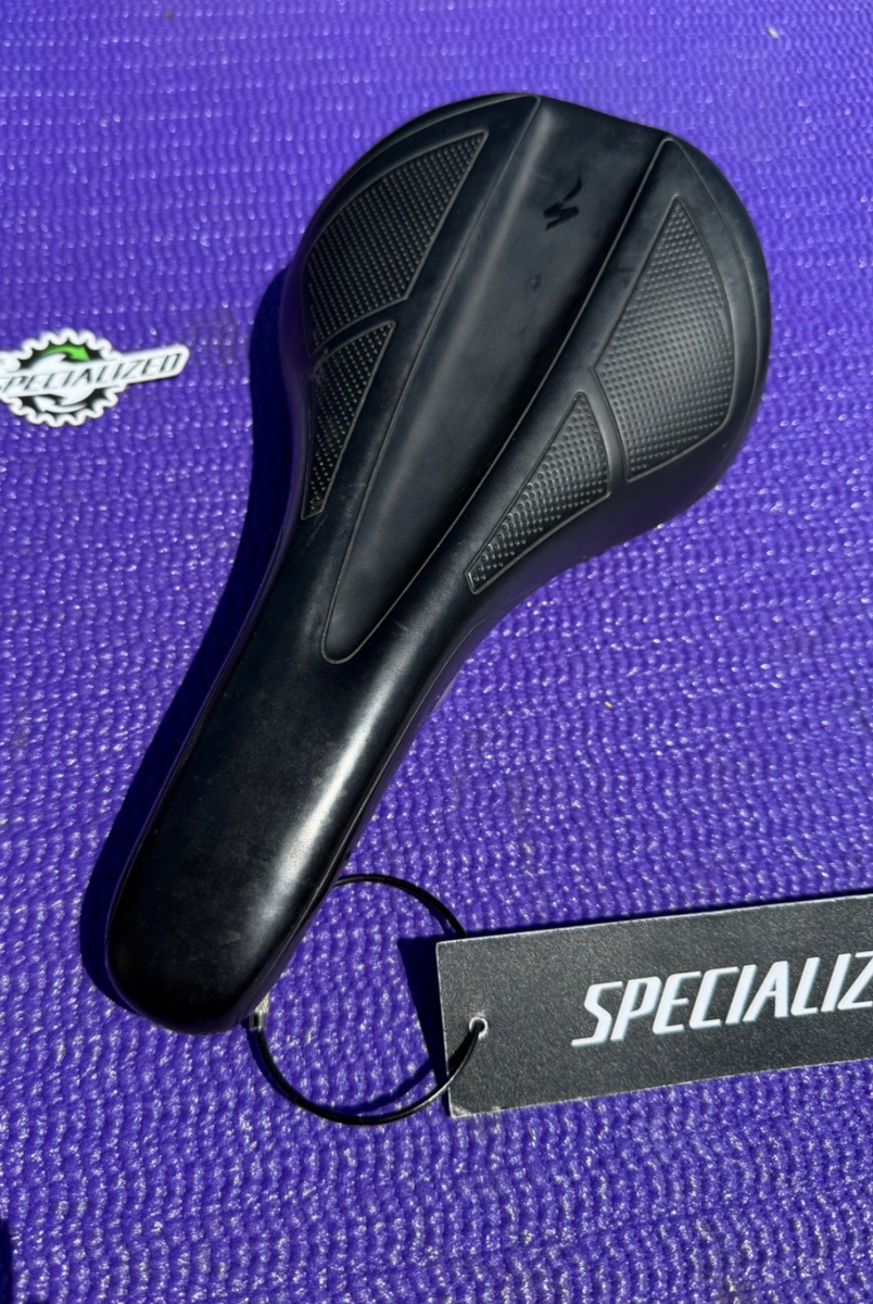 Specialized Henge Comp Saddle Hollow Cr-Mo Rail 143mm BLACK (VL