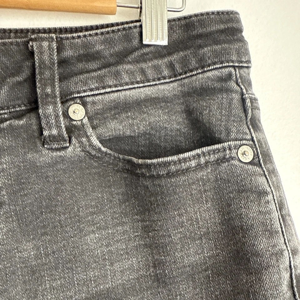 Pantalones Cortos American Eagle Next Level Elastizados Corte Talla 30 Dobladillo Crudo Negros Foto 4 de 4