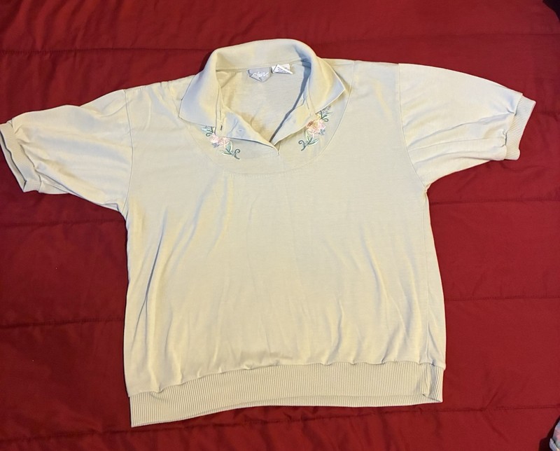 Blair Women’s Short Sleeve light mint green XL Floral Embroidered