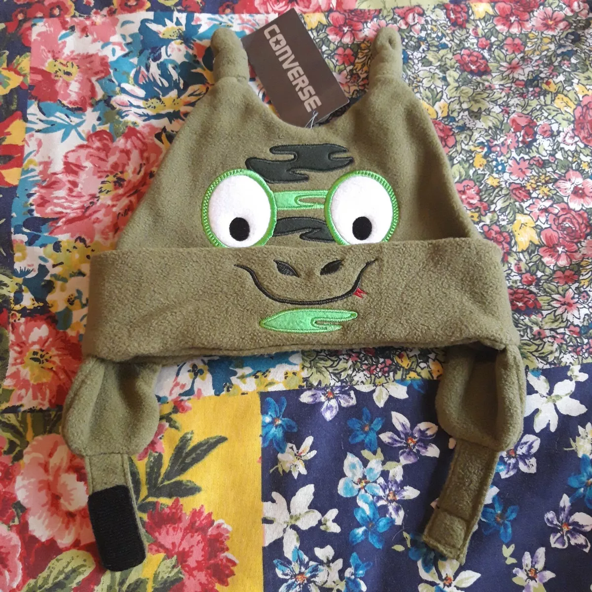 CONVERSE BNWT BABY TODDLER FLEECE HAT SNAKE KHAKI OLIVE GREEN WINTER NEW TAGGED